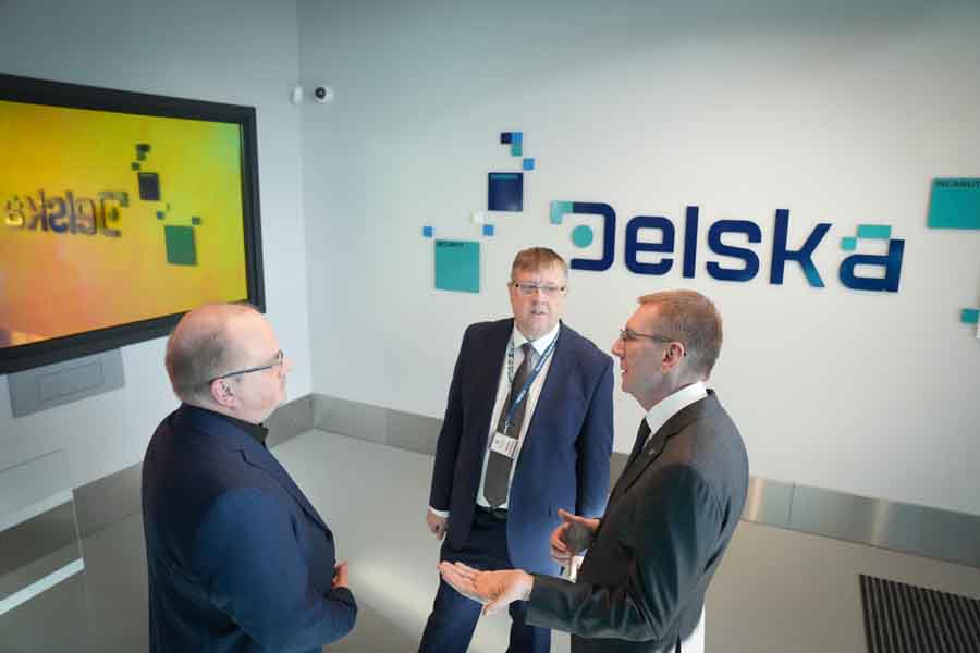 Latvian President Visits Delska’s Datacentre Powered by Renewable Wind-Solar-Hydroelectric Energy